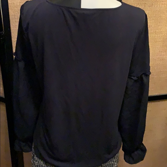 Navy top - Picture 2 of 5